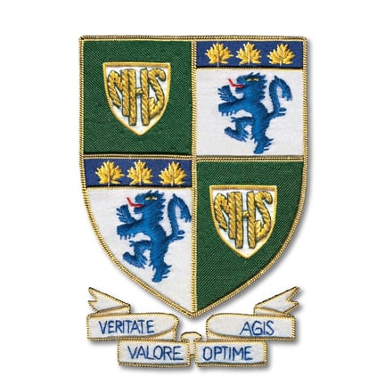 Glenlyon Norfolk School logo