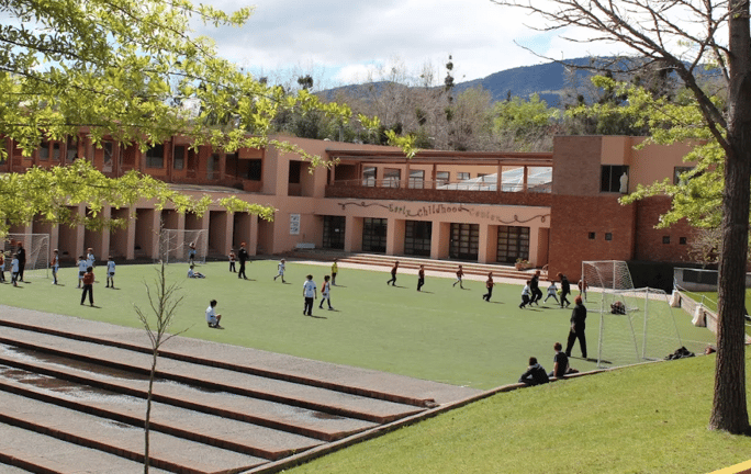 The International School Nido de Aguilas — international school in Santiago, Chile