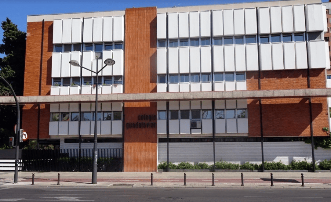 Guadalaviar School — international school in Valencia, Spain