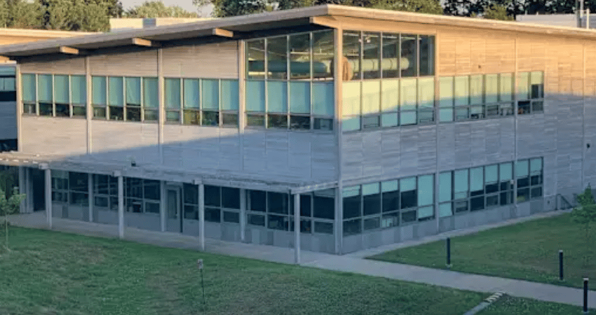 Rogers International School — international school in Stamford, United States