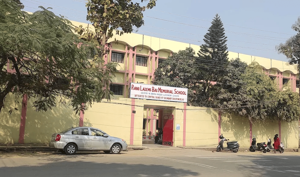 Rani Laxmi Bai Memorial School — international school in Lucknow, India