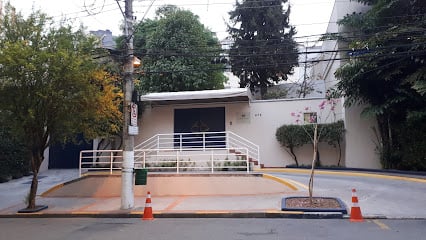 St. Francis College — international school in Sao Paulo, Brazil