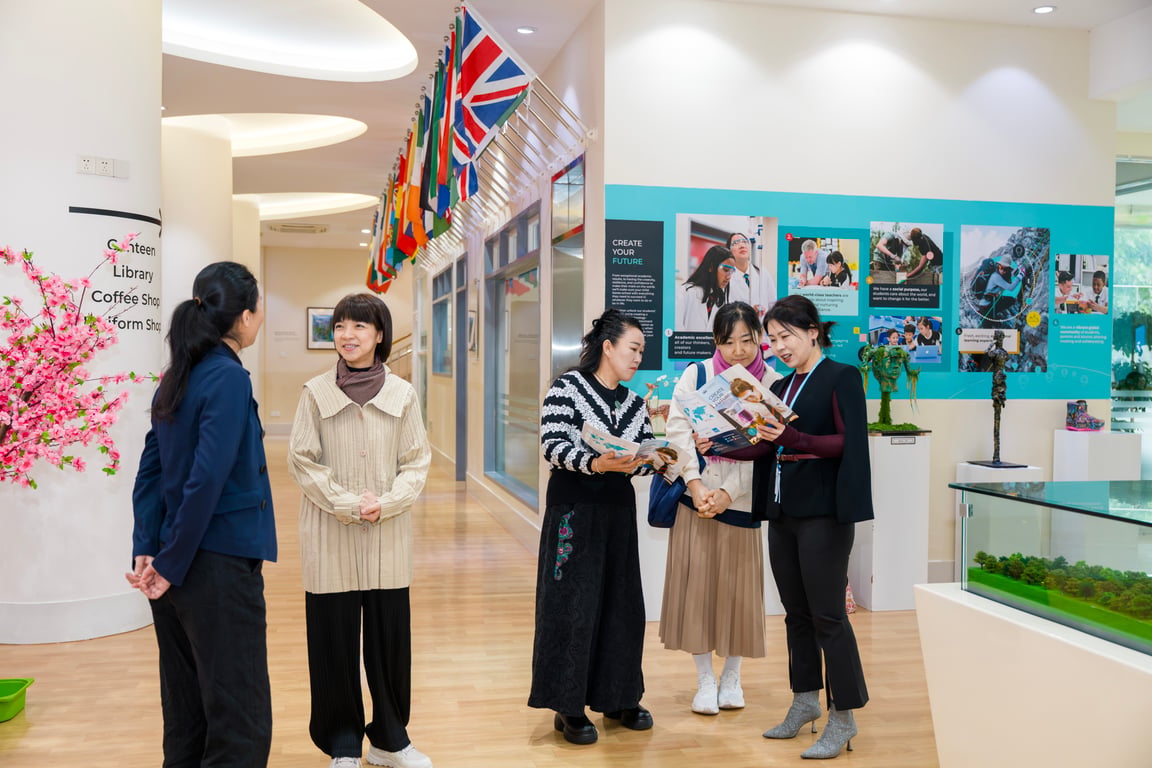 New Parents visiting school