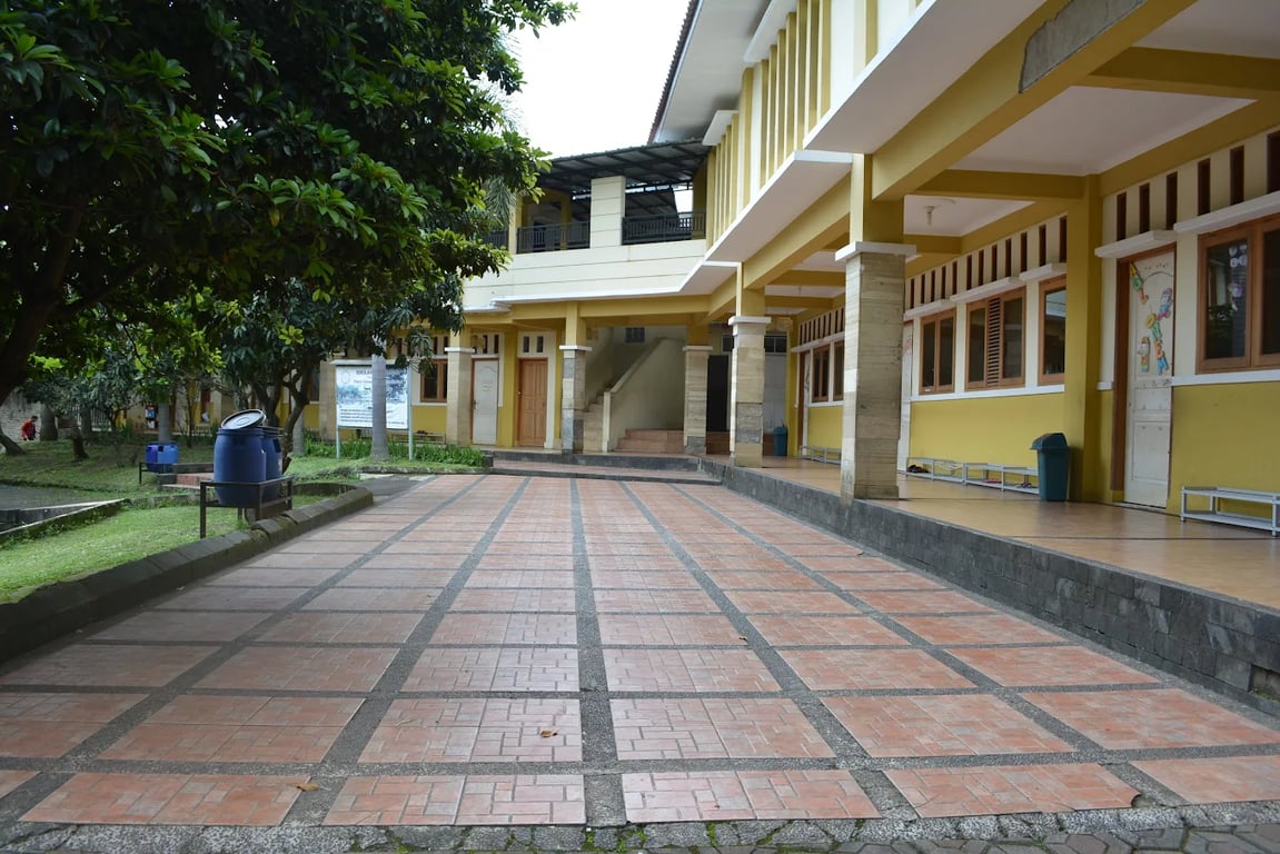 Tunas Unggul School — international school in Bandung, Indonesia