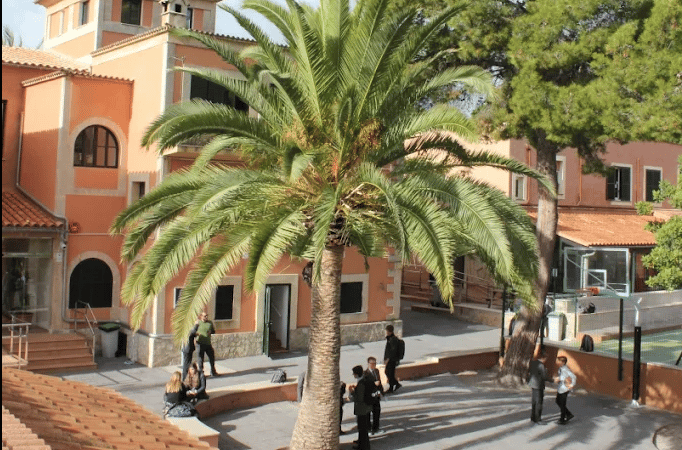 King Richard III College — international school in Mallorca, Spain