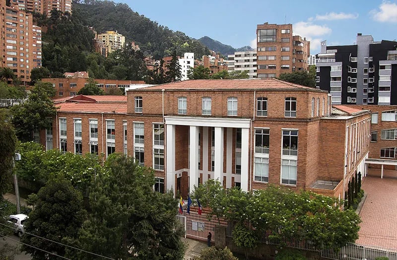 Lycée Français Louis-Pasteur — international school in Bogota, Colombia