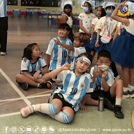 Primary students taking part in International Day event.
