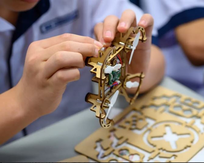 Building creativity among students