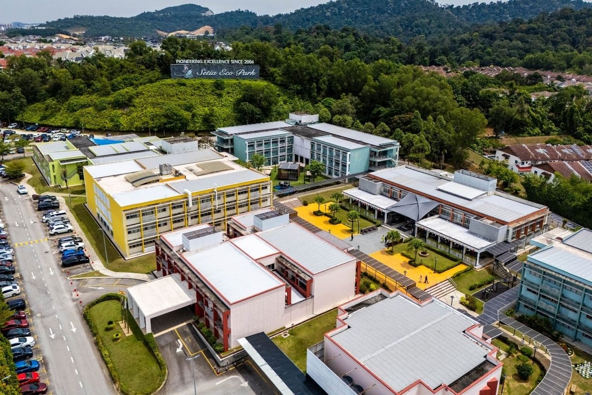 A 20-acre green campus, home to over 2,000 students from diverse backgrounds.