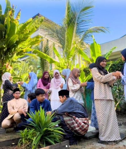 Students celebrate Eid together!