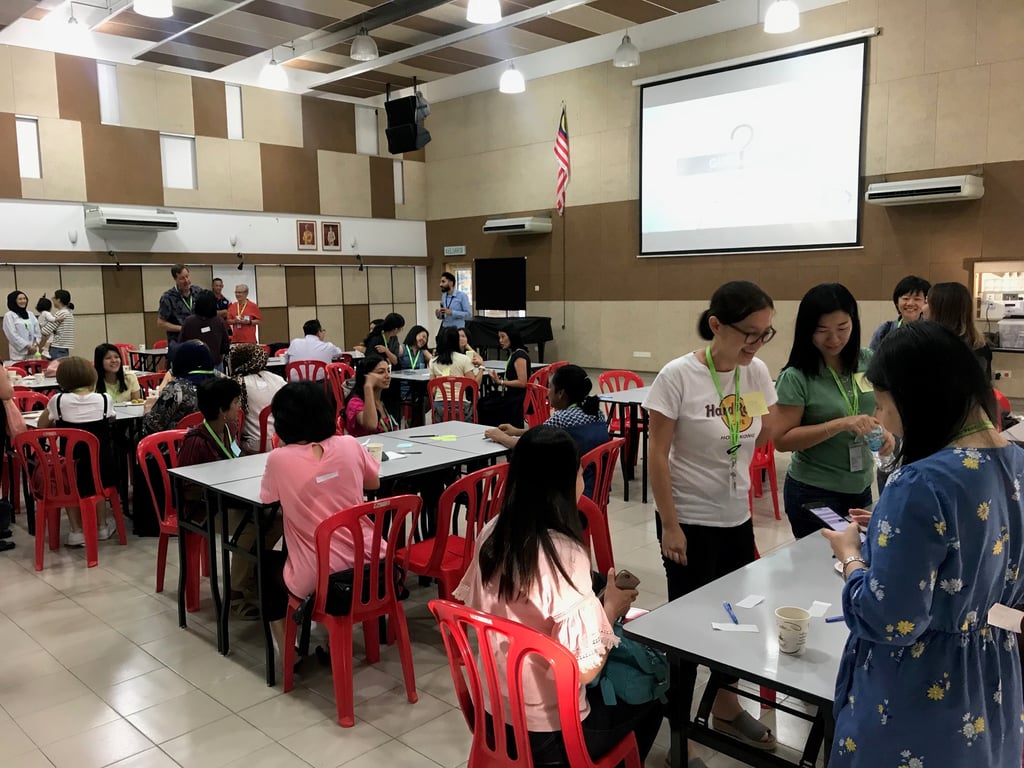This Coffee Morning event had over 50 parents join, to learn more about giving balanced support to enhance the children's learning.  