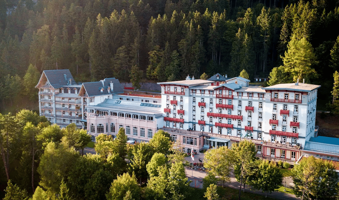Leysin American School in Switzerland — international school in Lausanne, Switzerland