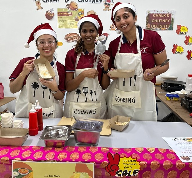 The FIS Johor community coming together to celebrate the Christmas spirit.