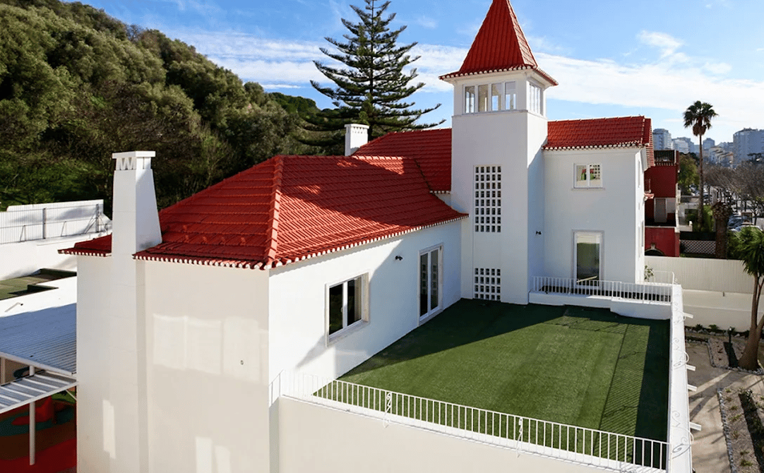 Astoria International School — international school in Lisbon, Portugal