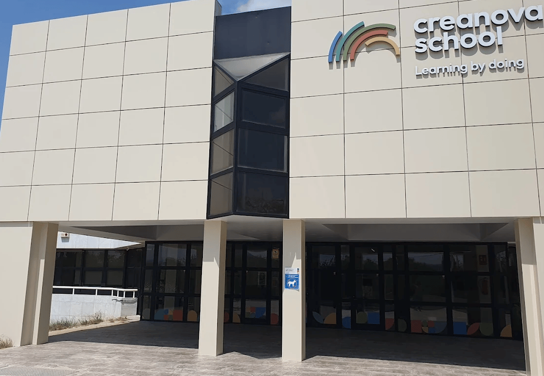 CreaNova School — international school in Barcelona, Spain