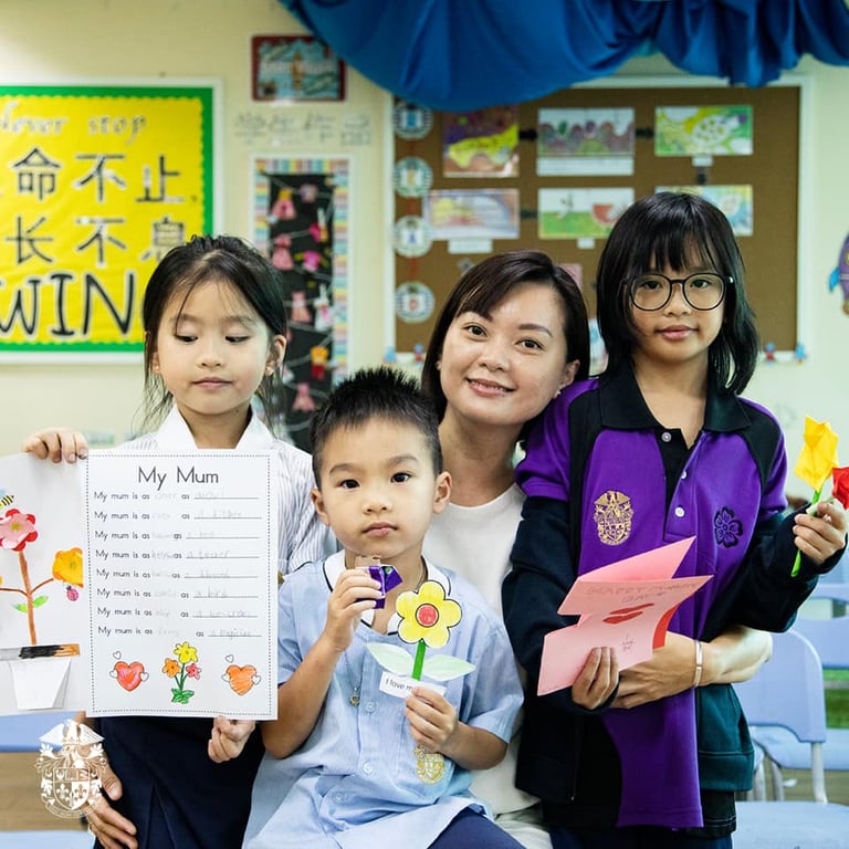 Prep school students celebrated Mother’s Day with poems, handmade cards, and small tokens of love, creating a touching moment to honour the support and care of their mothers.