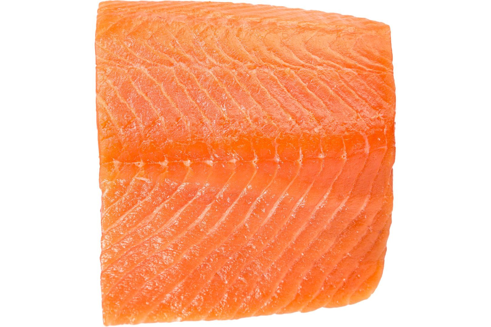 Photo Lightly salted salmon fillet on the skin (No preservatives)