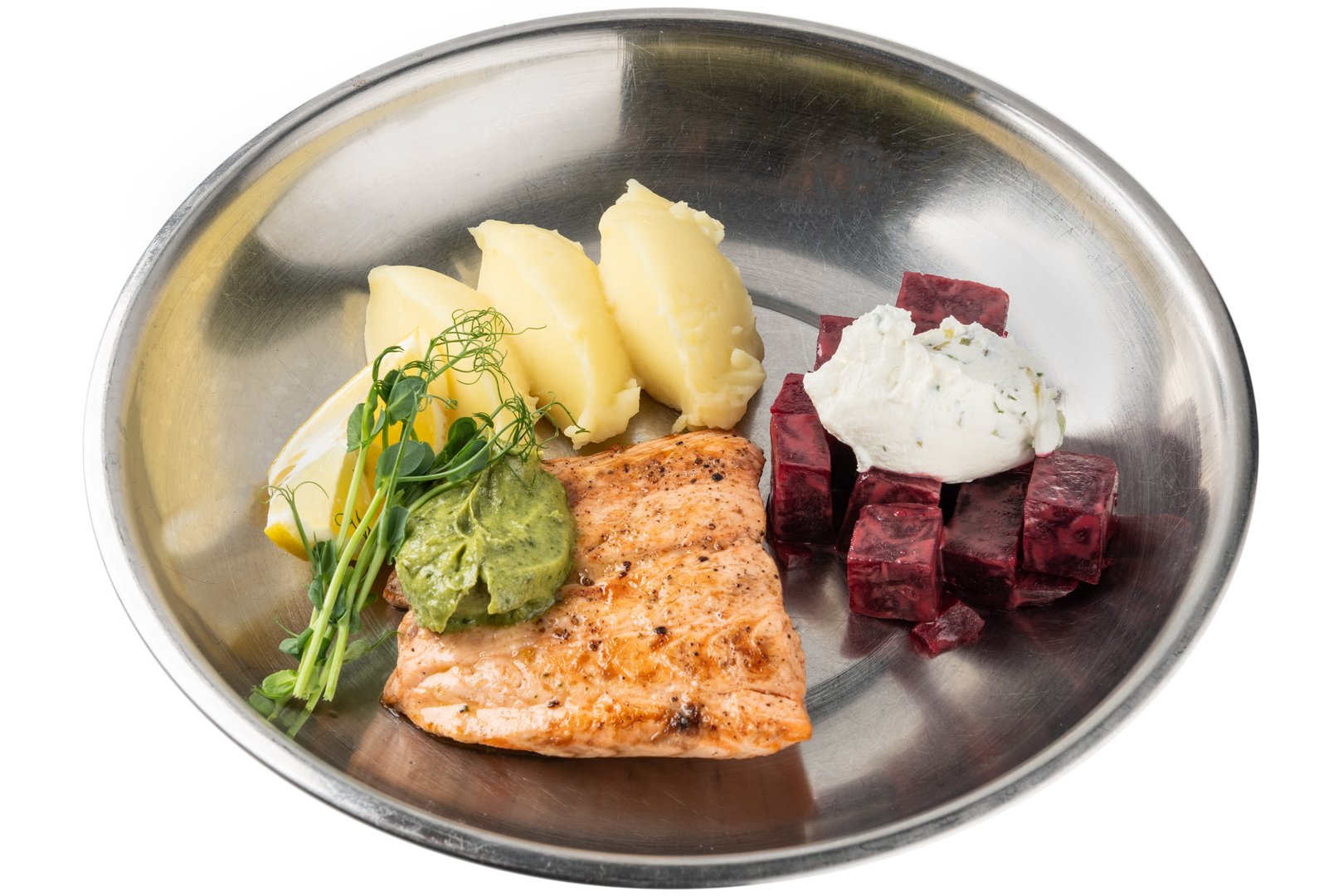 Photo Dish Salmon with mashed potatoes, beets and sauce