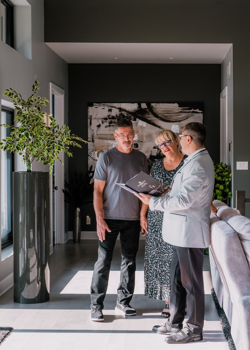 Saint-Lazare buyer due diligence interior view