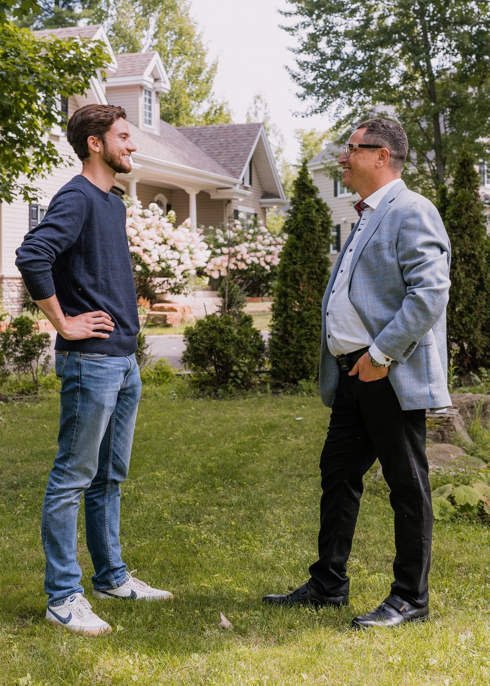 Marc Smadja discussing a residential property with a buyer