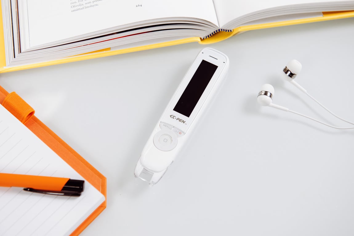 image from https://www.scanningpens.com/c-pen_reader_2?srsltid=AfmBOoqFdRxwm1MdH8lkLgPhI5vIeSW2eiF-opTFiNnnHiSEV28SM6a1