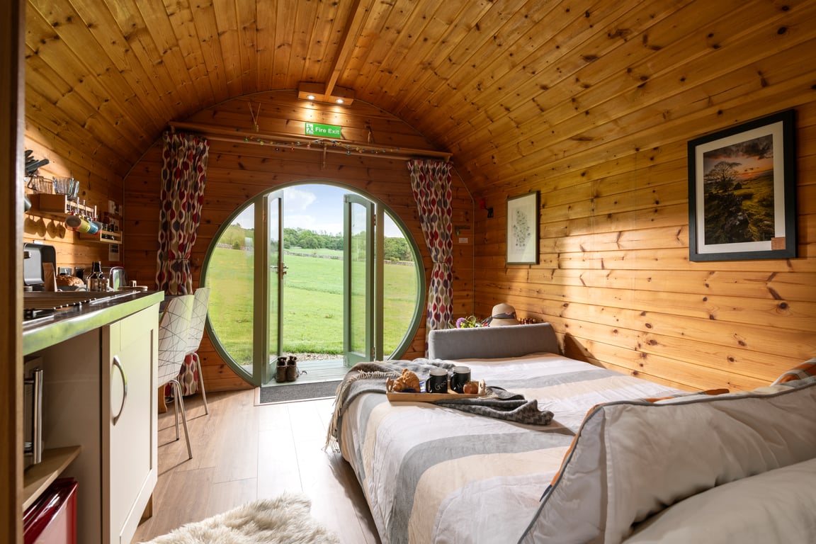 My Eco Escape | Breathtaking Romantic Stays In The UK To Visit This Valentines Day Cover | Skylark Glamping Pod