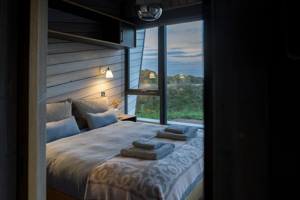 My Eco Escape | Breathtaking Romantic Stays In The UK To Visit This Valentines Day Cover | The HideAway 2