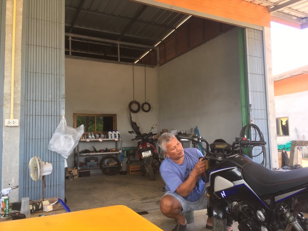 แวะซ่อมรถ ที่ศรีเทพ