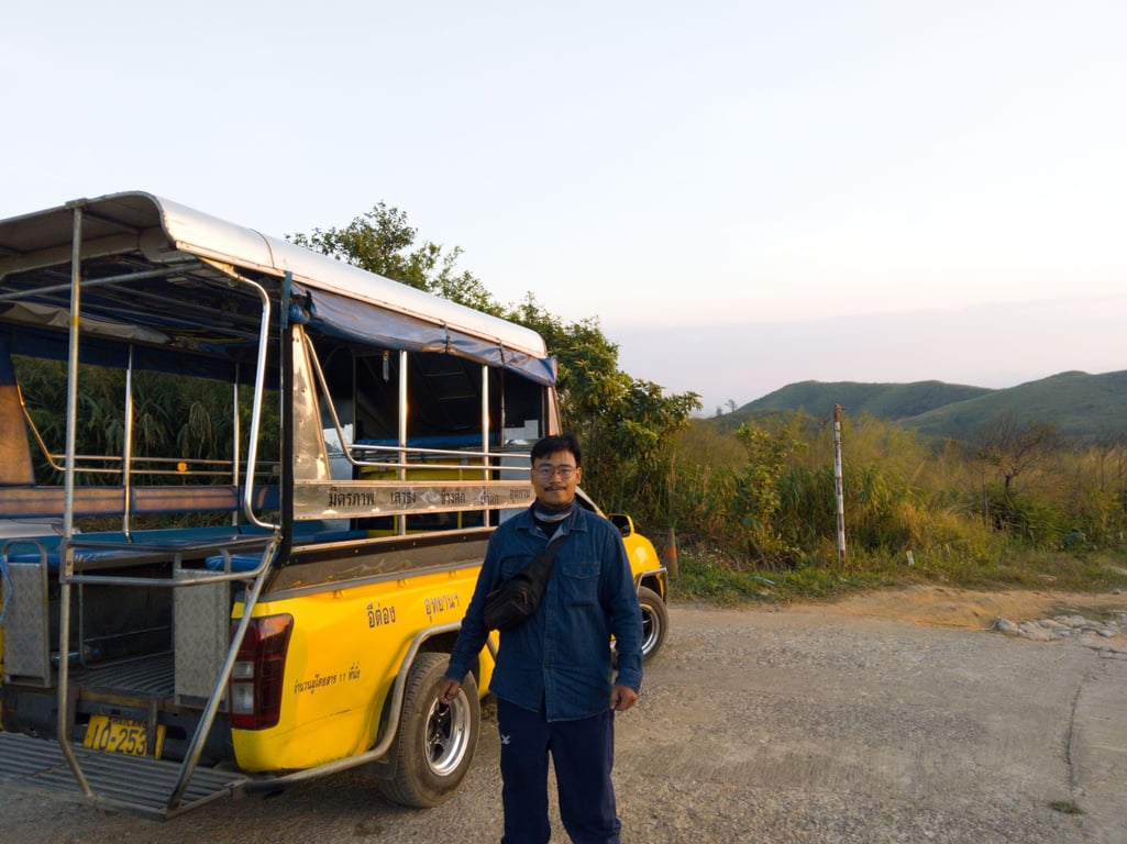 เนินช้างศึก อำเภอทองผาภูมิ จังหวัดกาญจนบุรี