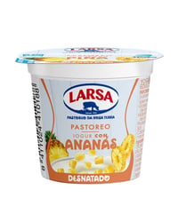 Yogur Larsa desnatado con piña 125 g