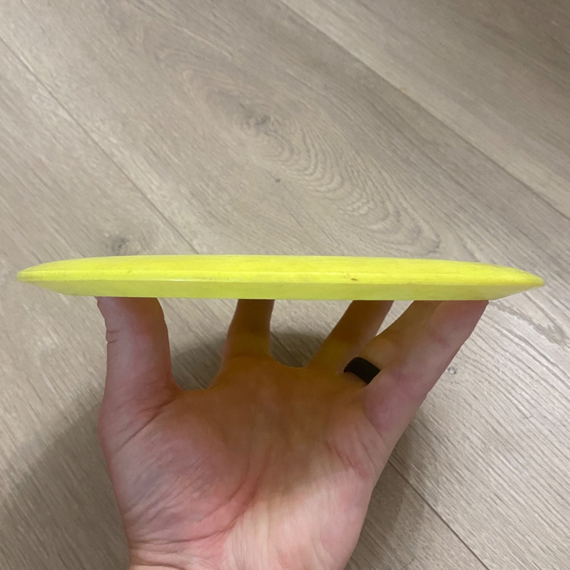 Innova Star Sidewinder (Penned, flat, firm)