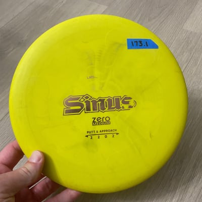 Latitude 64 Zero Medium Sinus (with grip pads)