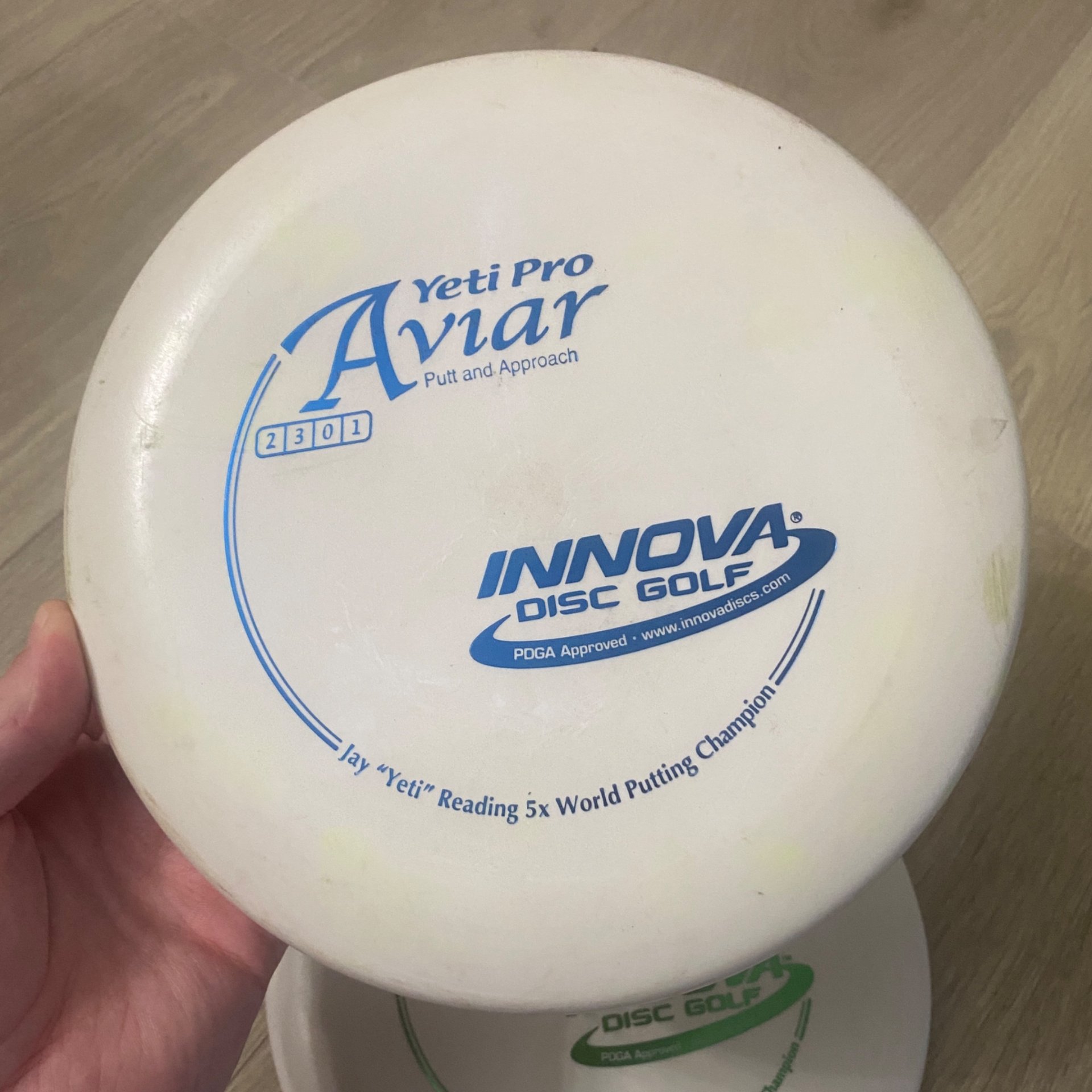 (2) Innova Yeti Pro Aviars (Lot)