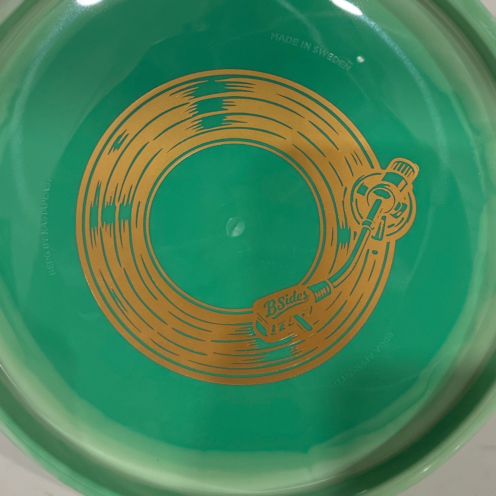 B-Side Glo-Berg signed by the 2026 Champ