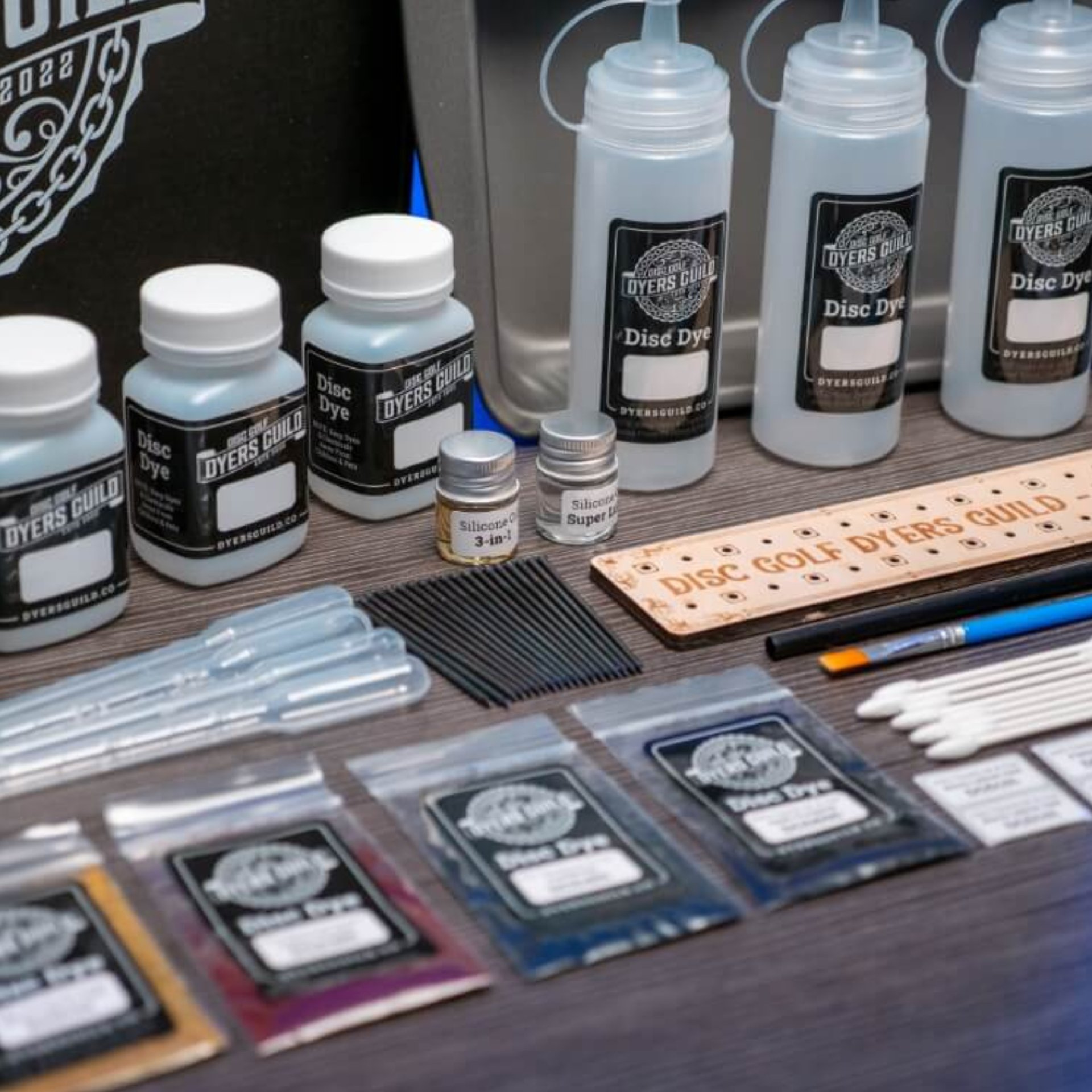 Disc Golf Dyers Guild – Starter Disc Dyeing Kit – Titanium