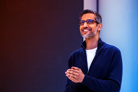 A Google nyerésre áll: Siri MI-t is kaphat tőle