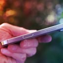 Az iPhone 17 Air elképesztően vékony, a Samsung ehhez képest masszív