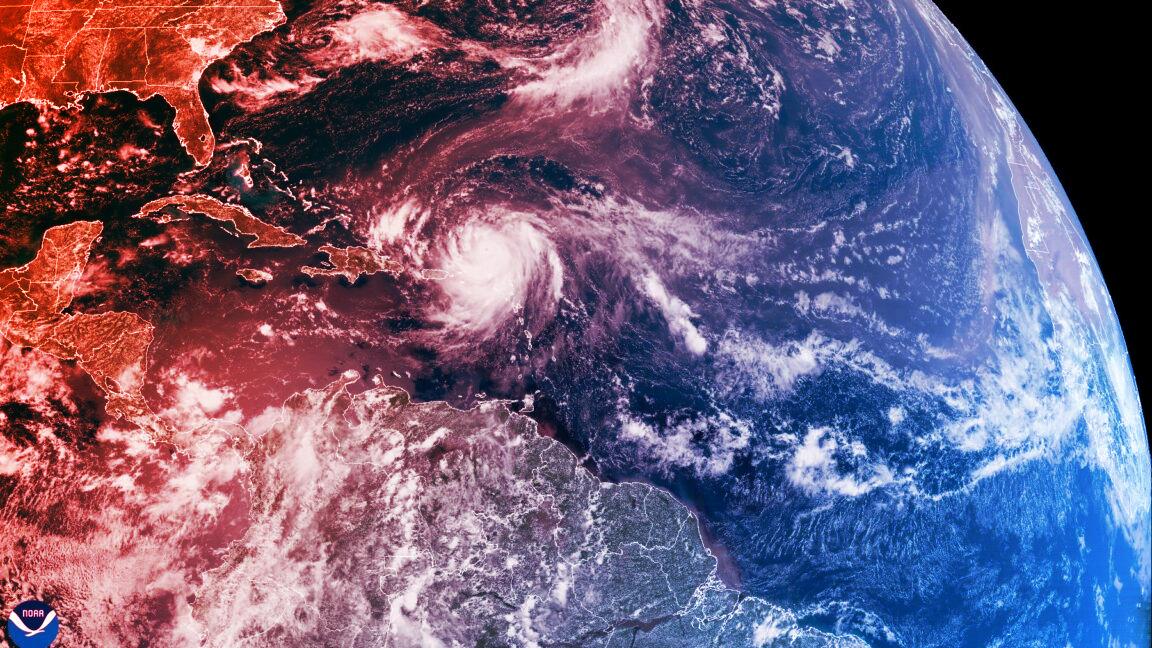 Erin hurrikán, az Atlanti-óceán félelmetes szörnye történelmet írt