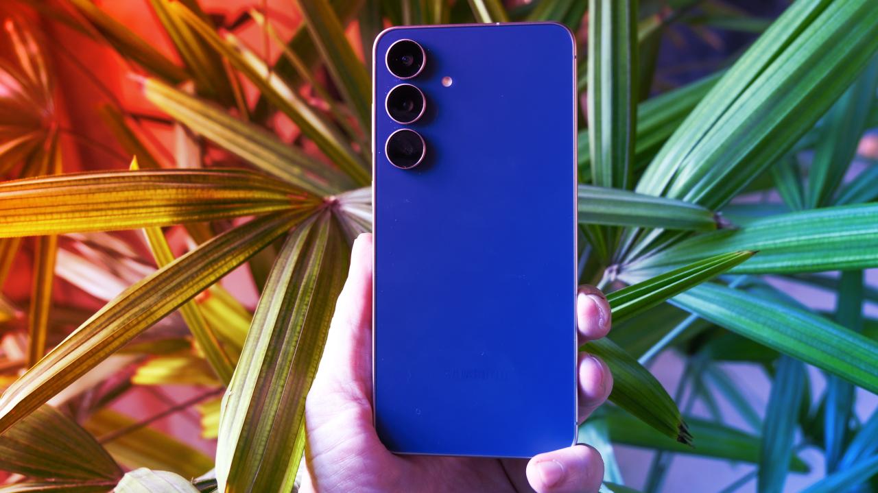 A Samsung Galaxy S25 FE felkavarhatja az okostelefonok világát