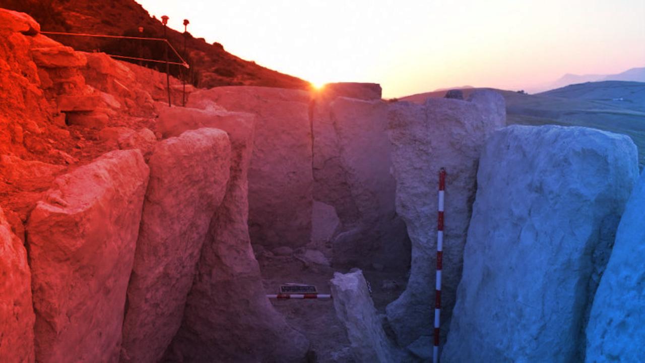 Az andalúziai óriás sír: 5000 éves titkok a kövek alatt