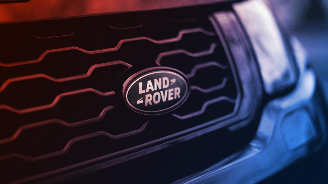 Az autógyártás megállt: kibertámadás bénította meg a JLR-t