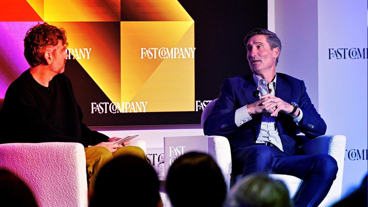 Az elveszett Starbucks-élmény visszatér – rengeteg új szék érkezik