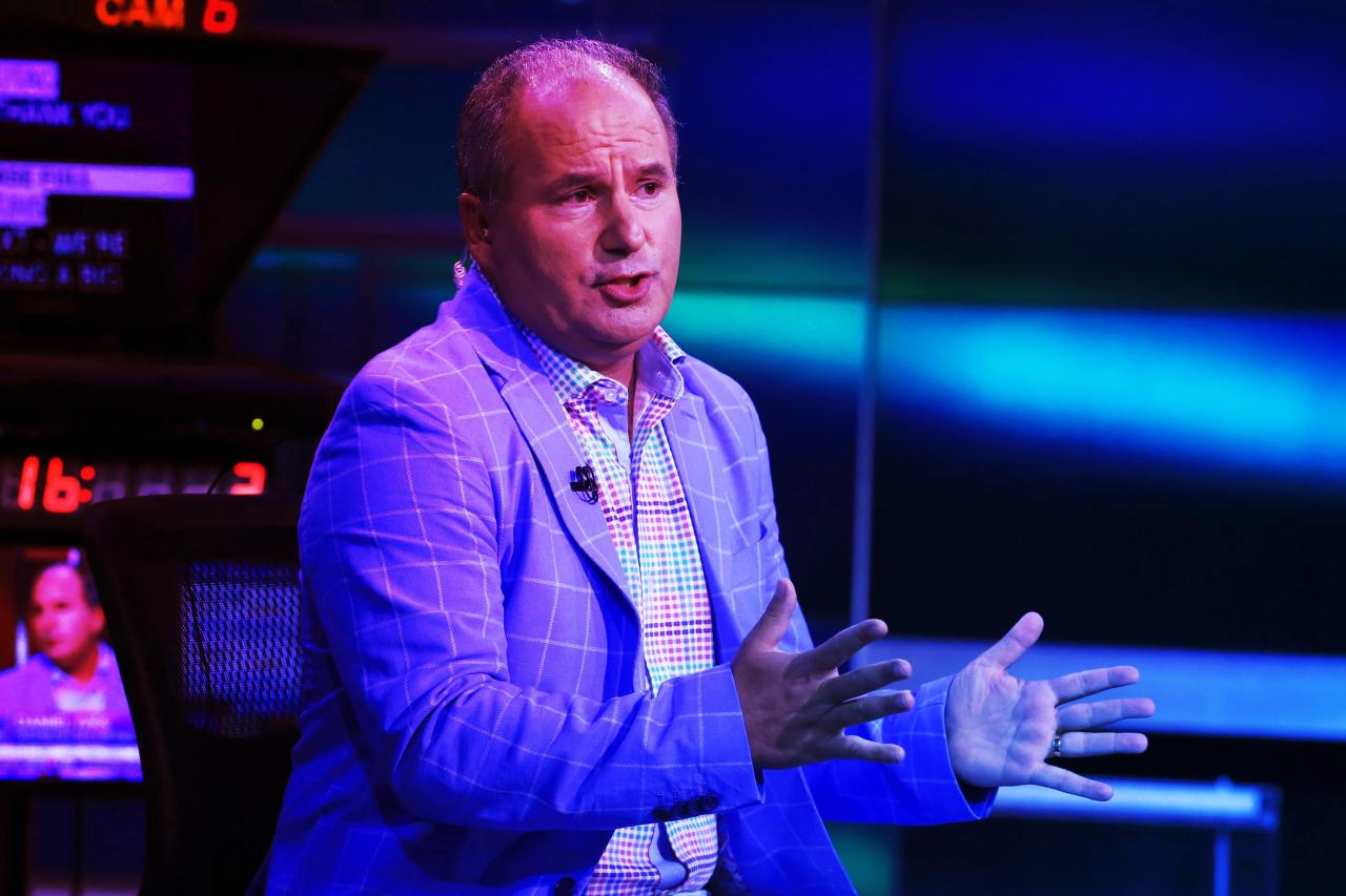 Az MI korszak hajnalán, itt a Worldcoin a vállalati kasszáknál