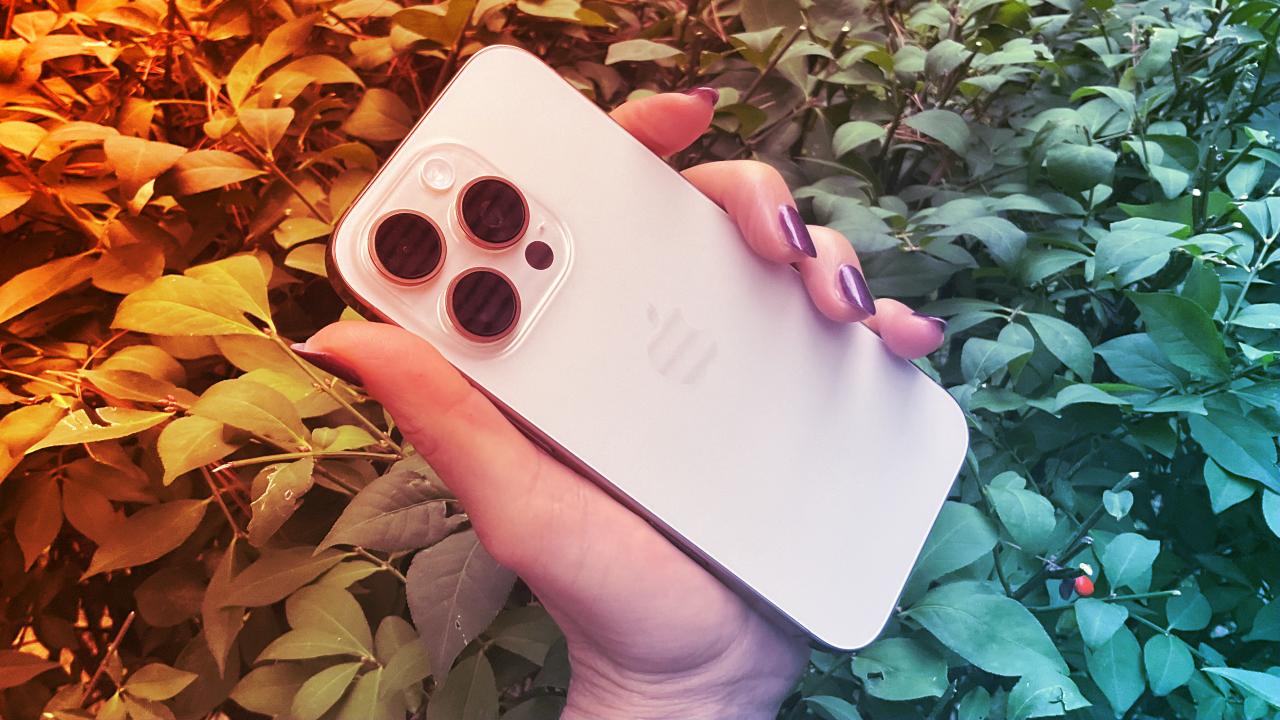 Az új iPhone 17 mindent az eSIM-re tesz fel, SIM-tálcát ne is keresd