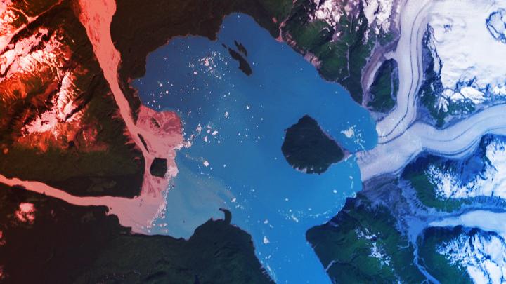 Az új sziget, amit az olvadó jég szült Alaszkában