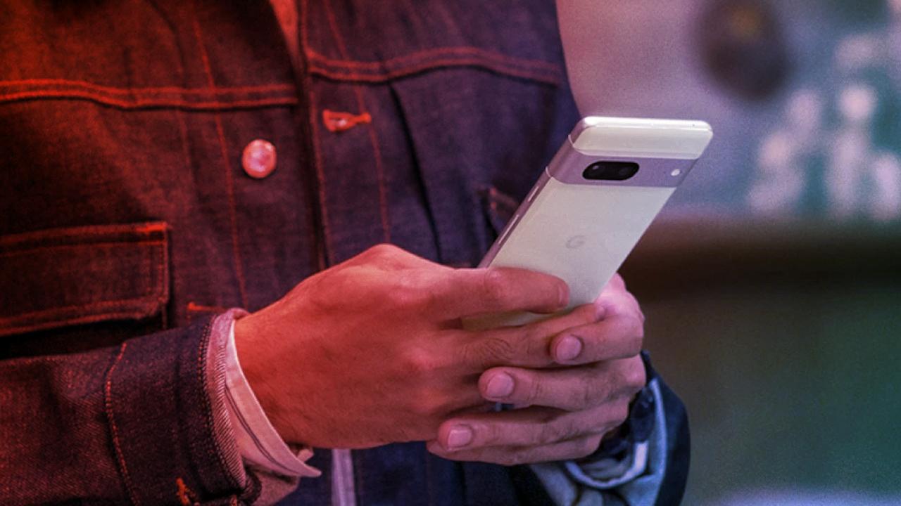 Az újabb Google Pixel mobil is forró krumpli lett