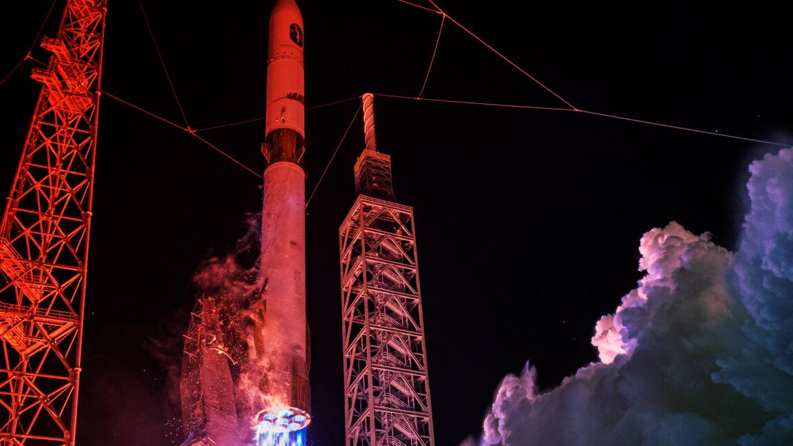 A Blue Origin New Glenn rakétája mikor indulhat el végre a Hold felé