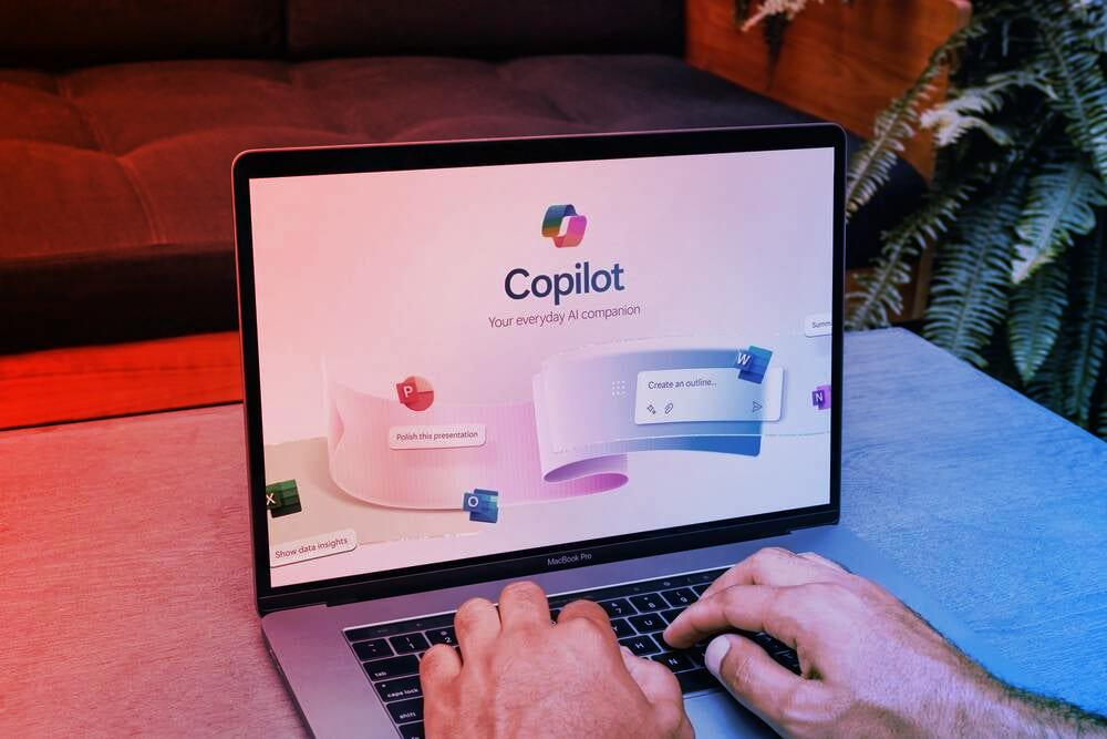 A Microsoft új húzása: hozd be a saját MI-det a munkahelyre!