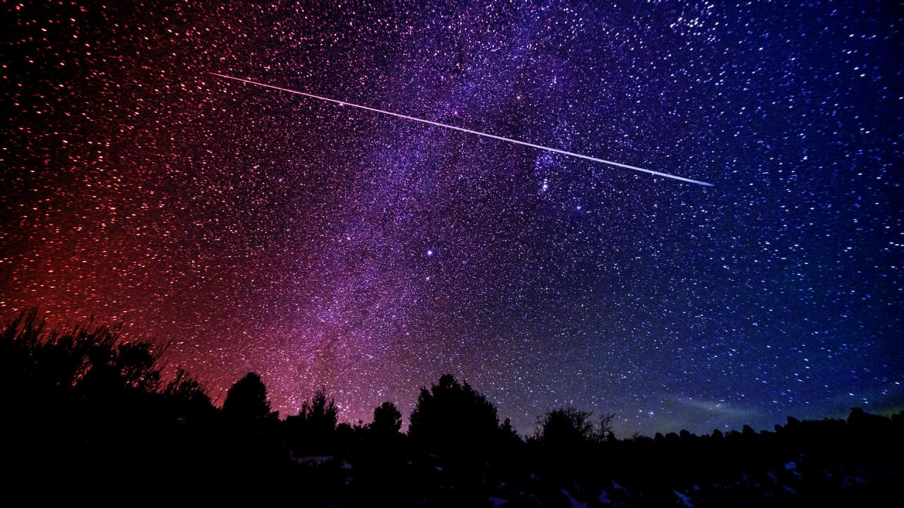 Az égi tűzgolyók látványos estje: jön a Drakonidák meteorhullása
