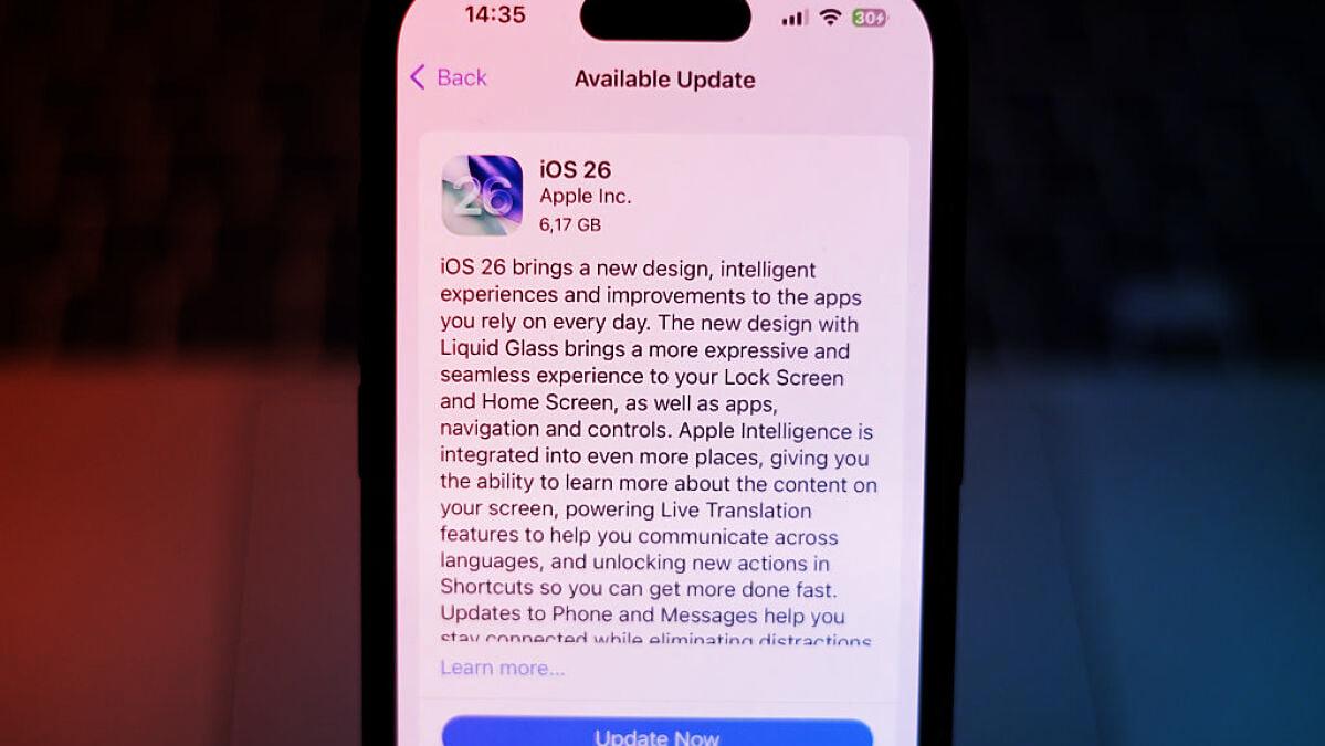 Az iOS 26.1 béta: ennél nagyobb durranás is volt már